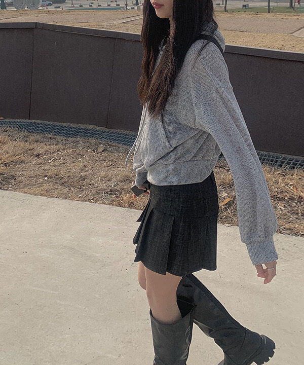 鬆身剪裁連帽斯文短版外套