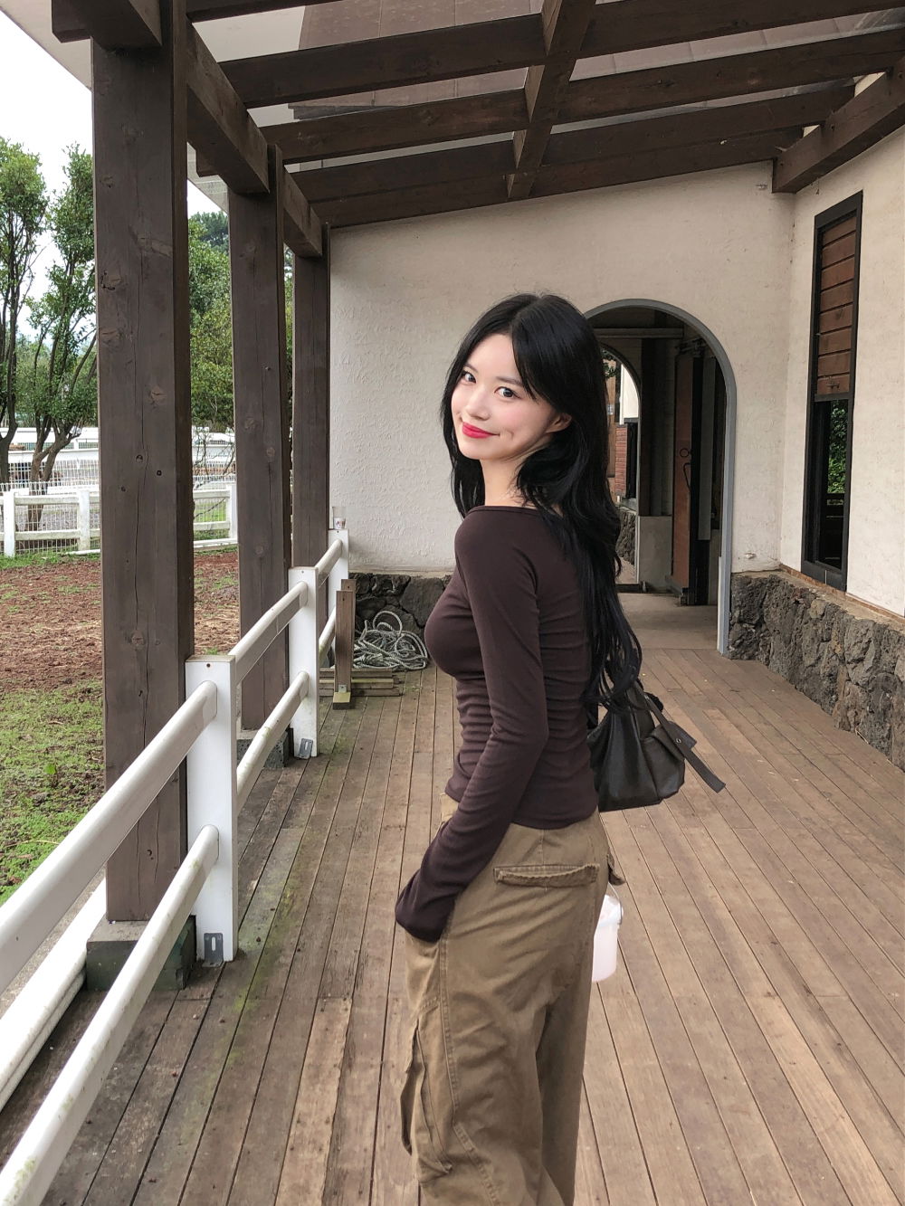 악세사리 모델 착용 이미지-S4L5