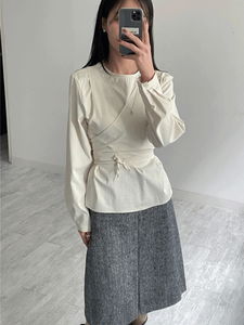 Earth Wrap Loose-fit Blouse