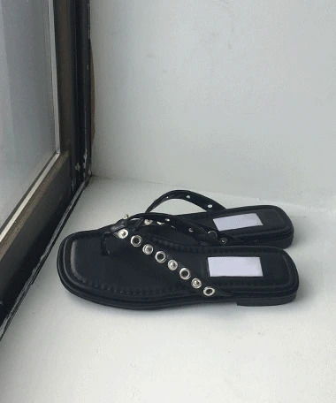 Pacos Stud Point Slippers 凉鞋