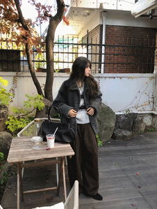 Bear wool boucle coat