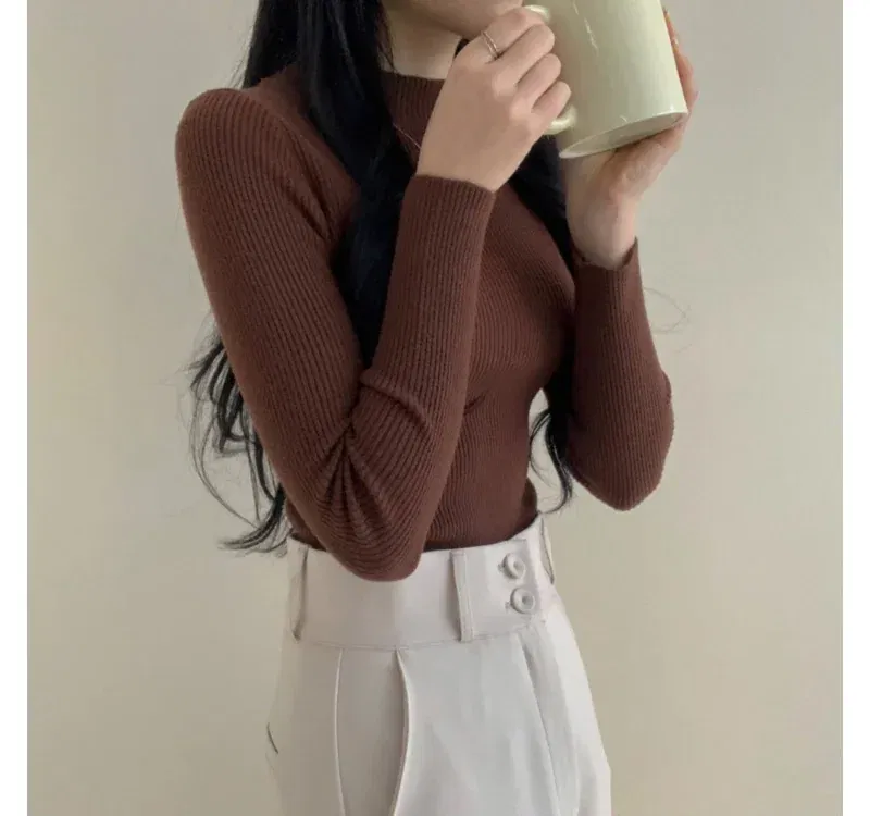 긴팔 티셔츠 모델 착용 이미지-S1L9