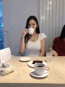 Curse Square Knitwear