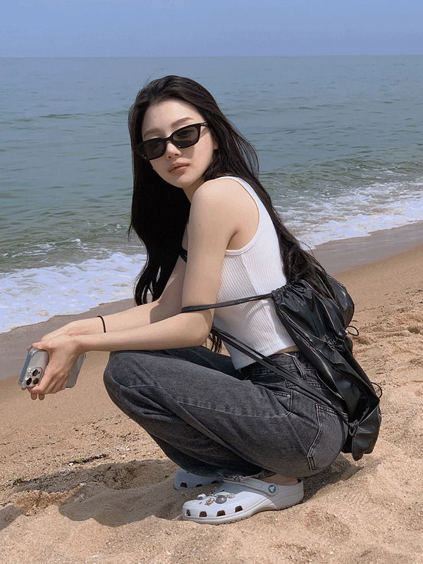 經典黑色附掛繩太陽眼鏡