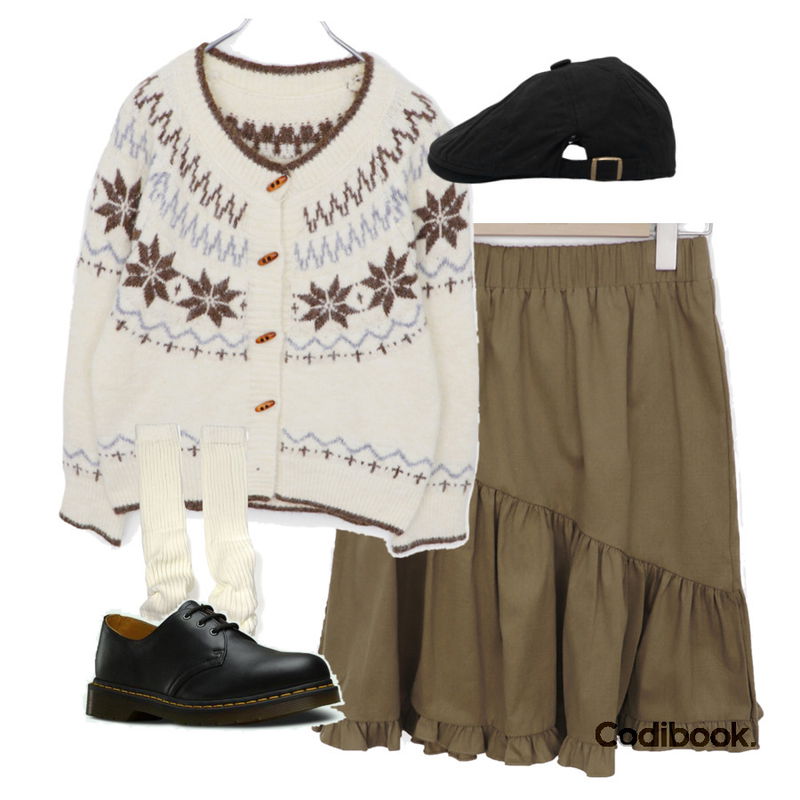 noirmute 유지그 빈티지 코튼 헌팅캡 VINTAGE COTTON HUNTING CAP,ondeed 마를 노르딕 떡볶이 버튼 긴팔 니트 가디건,ondeed 피카 사선 프릴 캉캉 밴딩 미디 스커트등을 매치한 코디