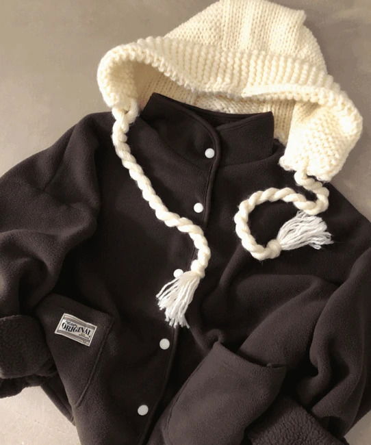 뚜이 루즈핏 패치 버튼 양털 후리스 덤블 점퍼 (3color)