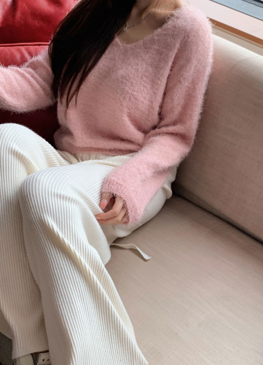 점퍼 모델 착용 이미지-S1L11