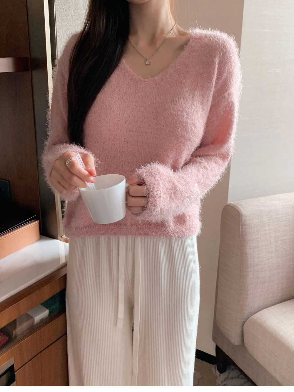 점퍼 모델 착용 이미지-S1L68