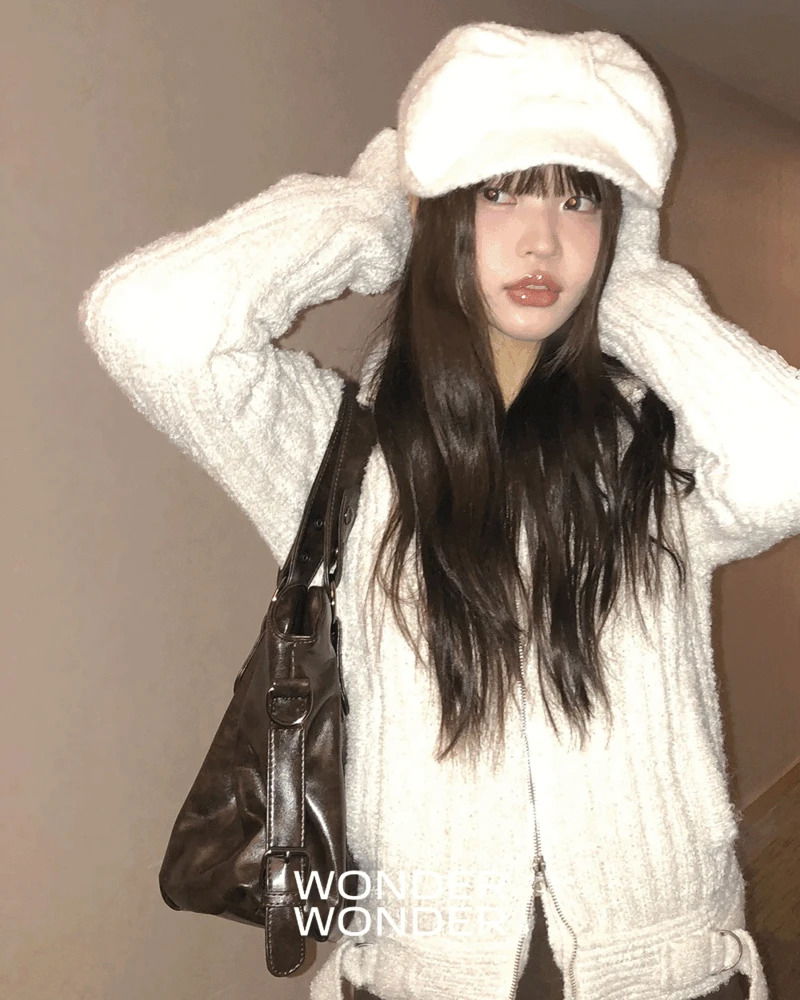 유라 투웨이 하이넥 니트 집업