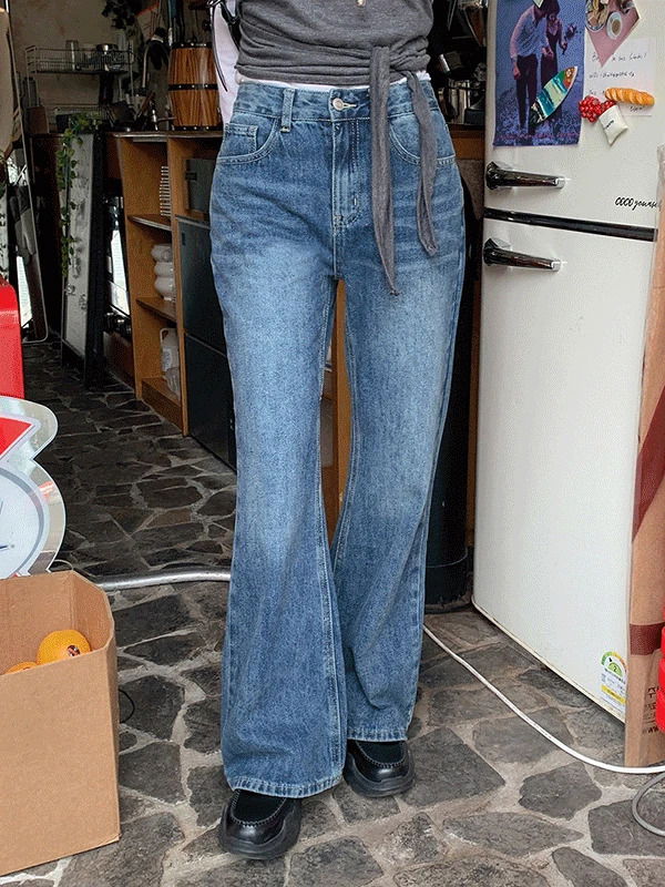 バフウォッシングワイドブーツカットデニムパンツ