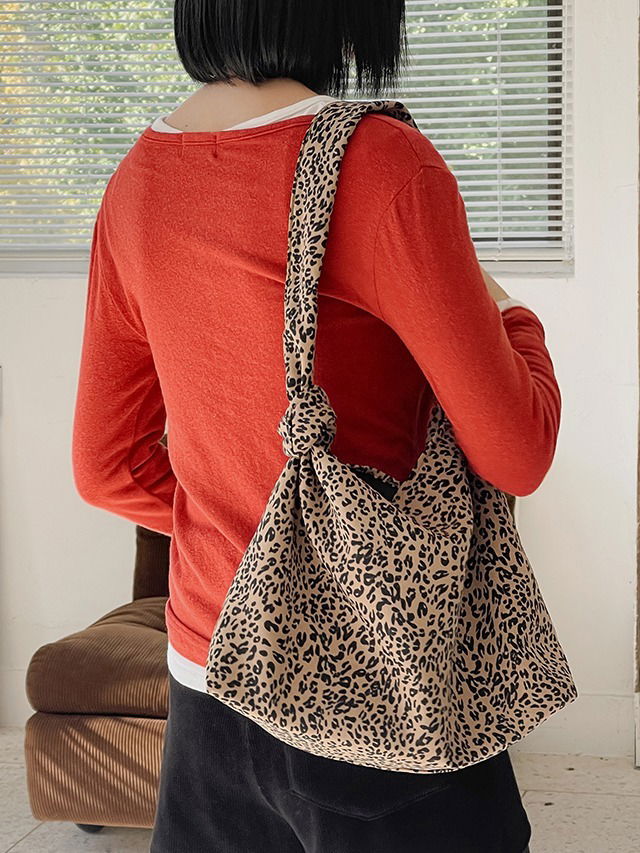 ベニヒホッピーヒョウノットショルダーバッグバッグ