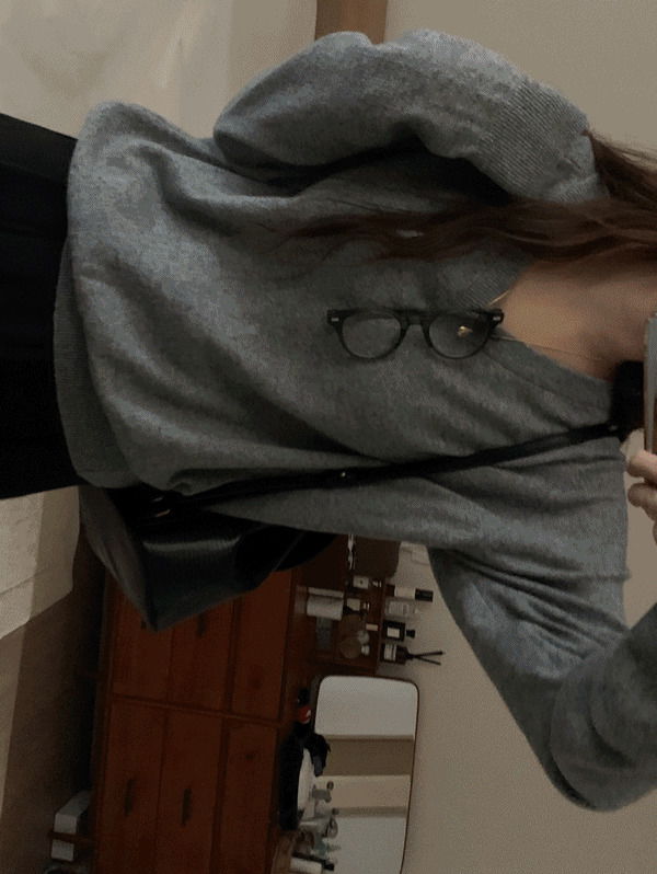 艾利海軍藍V領羊毛針織衫