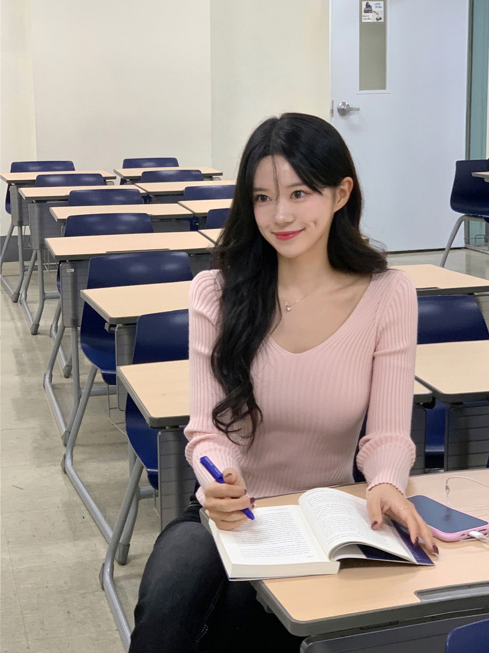 악세사리 모델 착용 이미지-S11L5