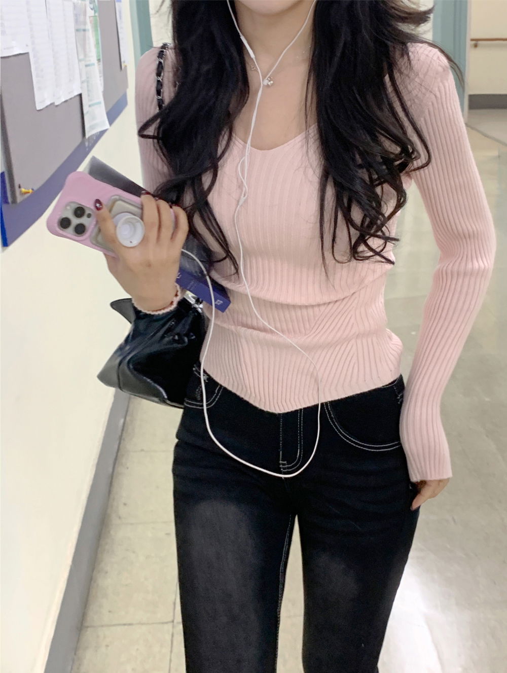 악세사리 모델 착용 이미지-S12L22