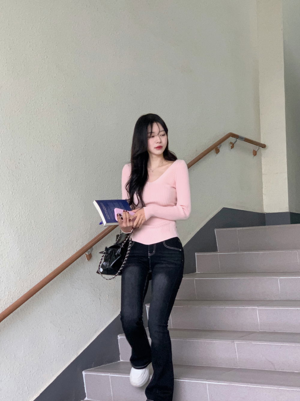 악세사리 모델 착용 이미지-S12L20