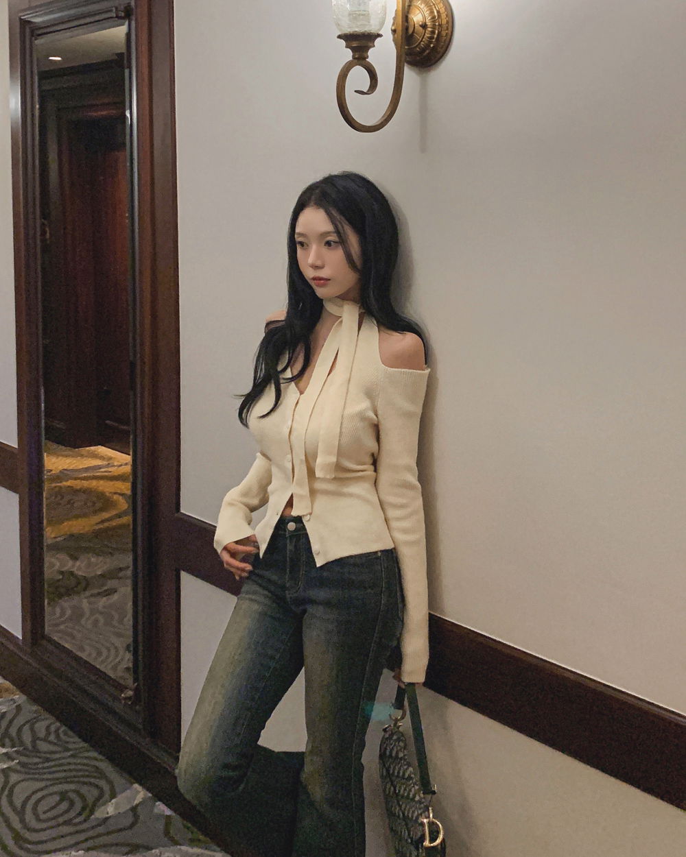 바지 모델 착용 이미지-S1L51