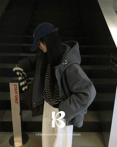 Milter Hooded Two-Way Jumper