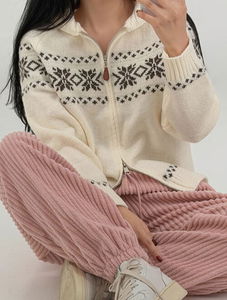 Nordic Two Way Collar Zip-up - 2 colors