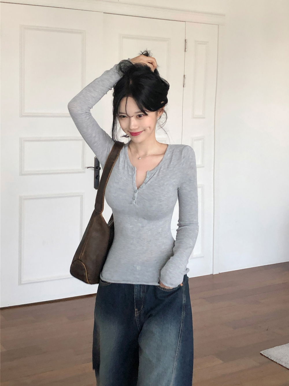 악세사리 모델 착용 이미지-S9L3