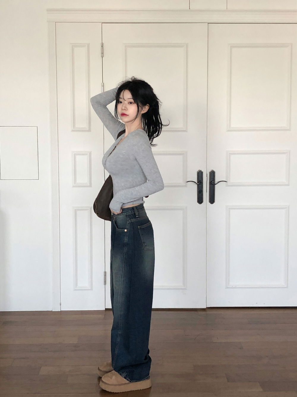 악세사리 모델 착용 이미지-S9L2