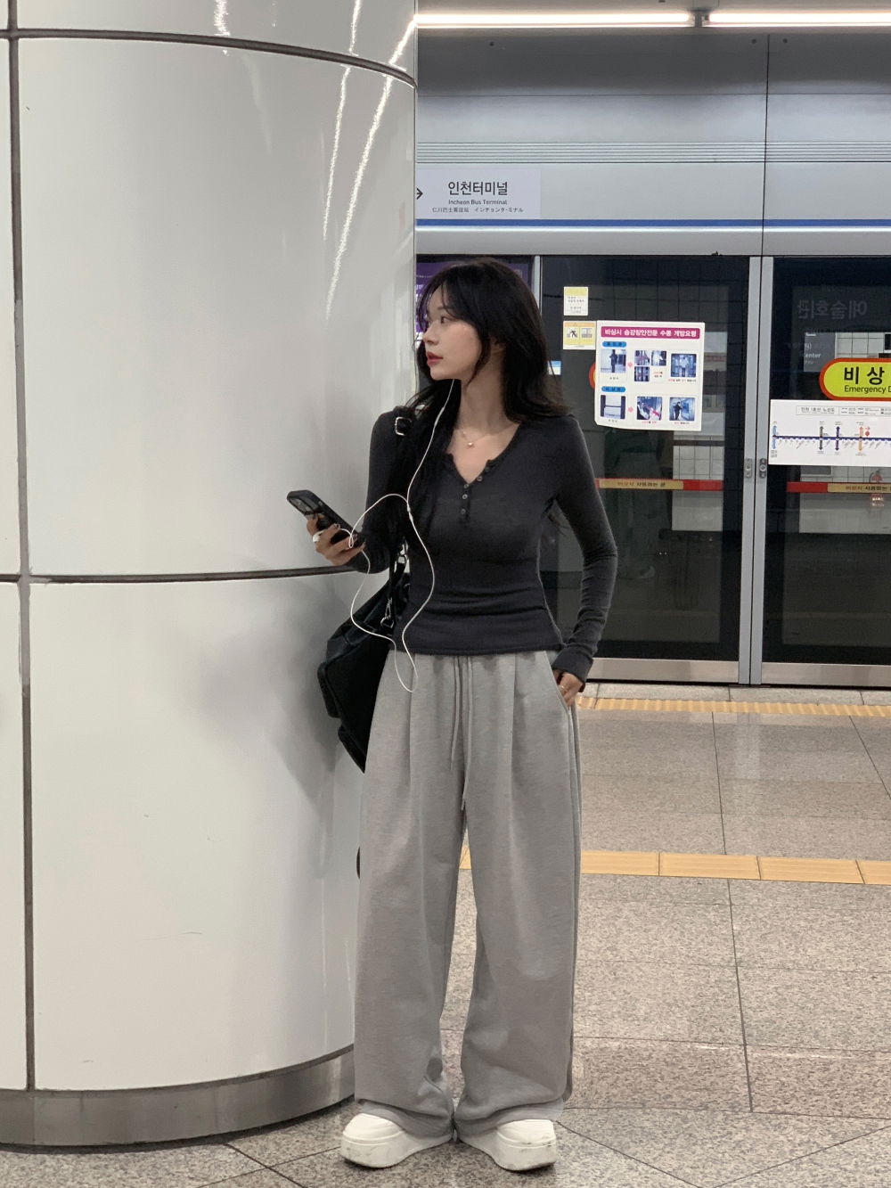 악세사리 모델 착용 이미지-S7L2