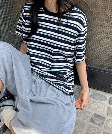 多色條紋短袖T恤