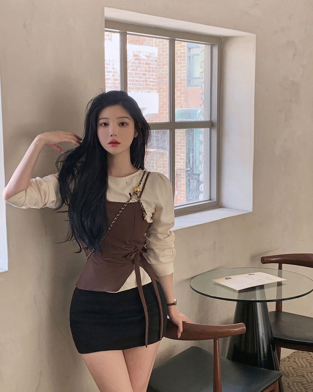 미니 스커트 모델 착용 이미지-S1L52