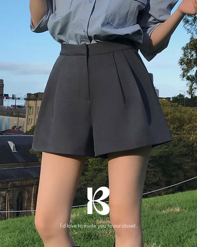 日常百搭打褶短褲