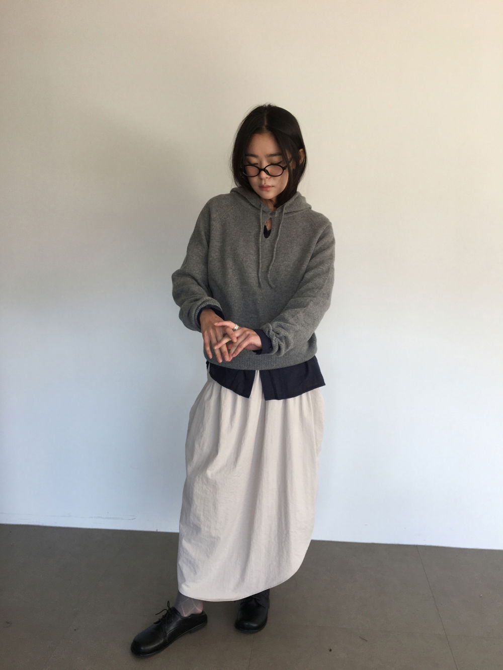 치마 모델 착용 이미지-S6L9