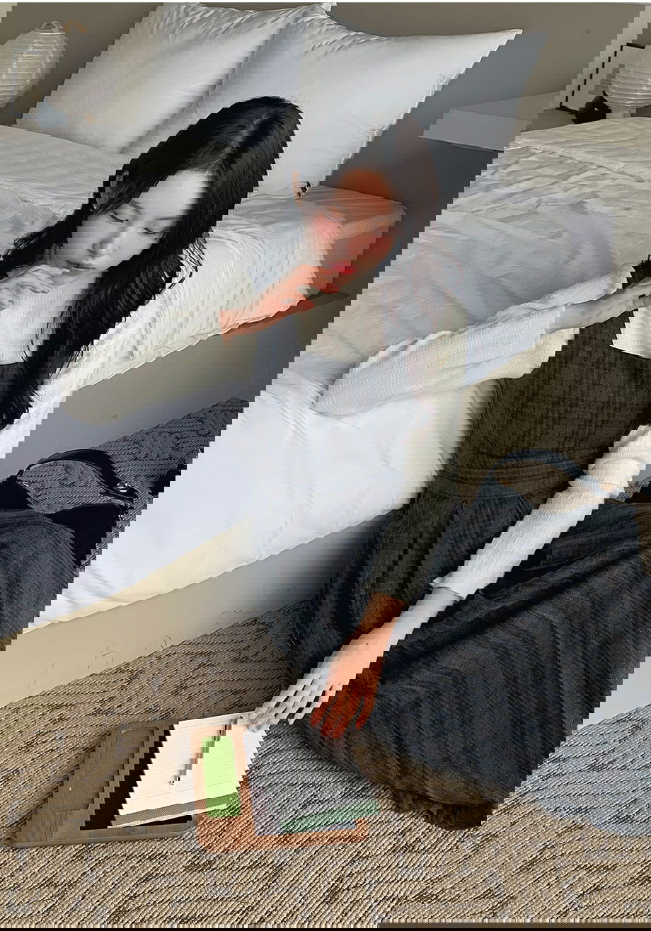 리리앤코 스누이벤 울 체크 맞주름 스퀘어넥 뷔스티에 롱 원피스