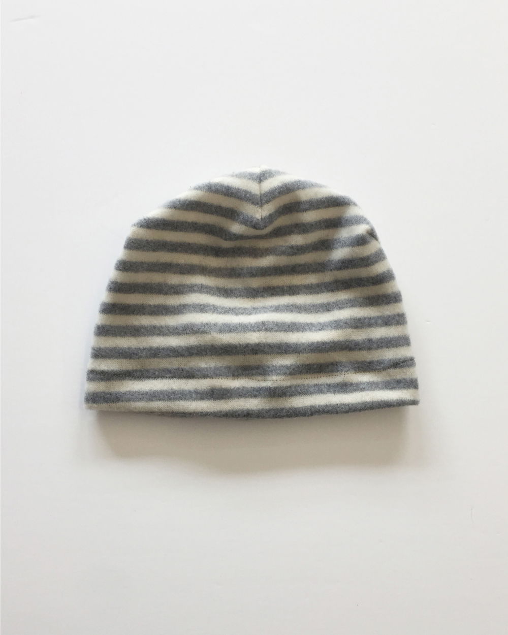 모자 크림 색상 이미지-S1L35