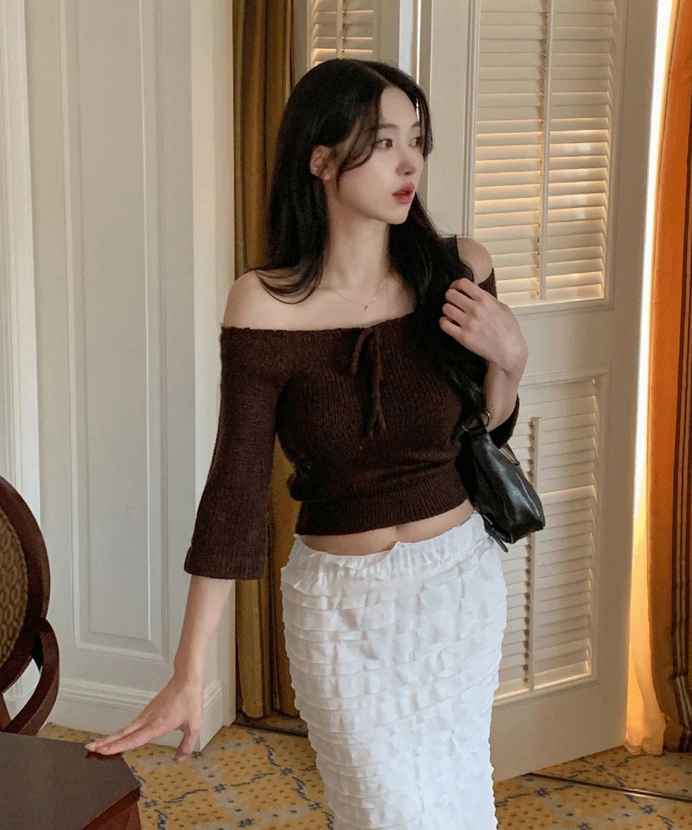 露肩五分袖針織上衣