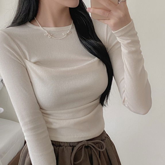 ルーミングシャーリングレイヤードTシャツ