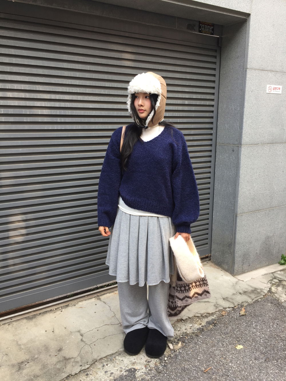 신발 모델 착용 이미지-S1L7