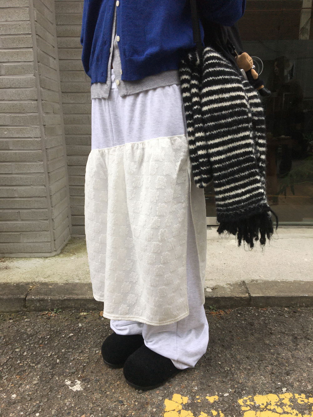 신발 모델 착용 이미지-S1L17