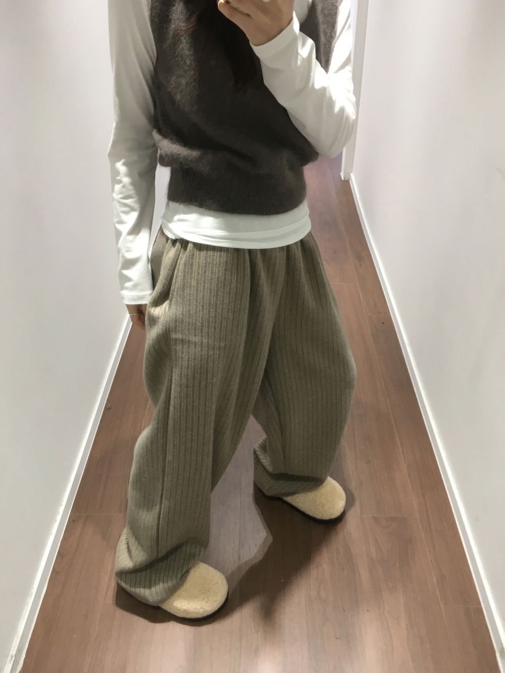 신발 모델 착용 이미지-S1L55