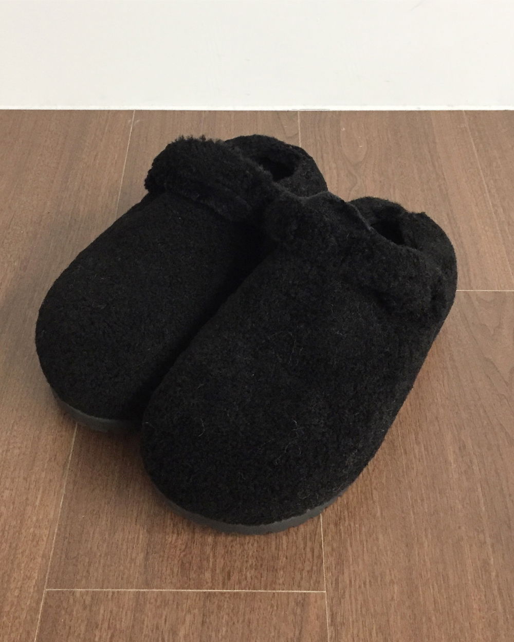 신발 차콜 색상 이미지-S1L73