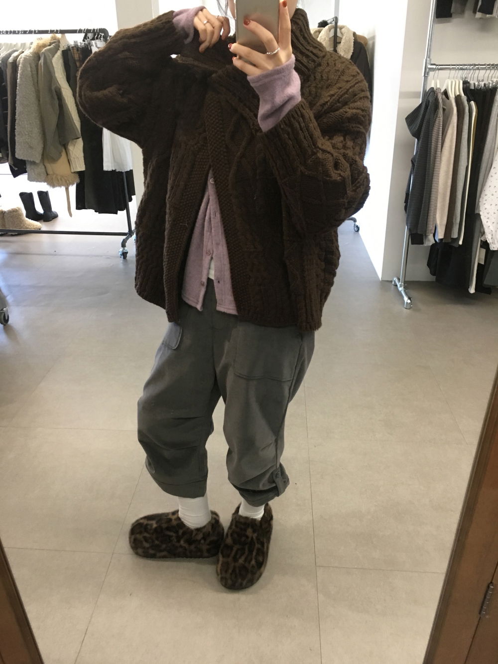 신발 모델 착용 이미지-S1L60