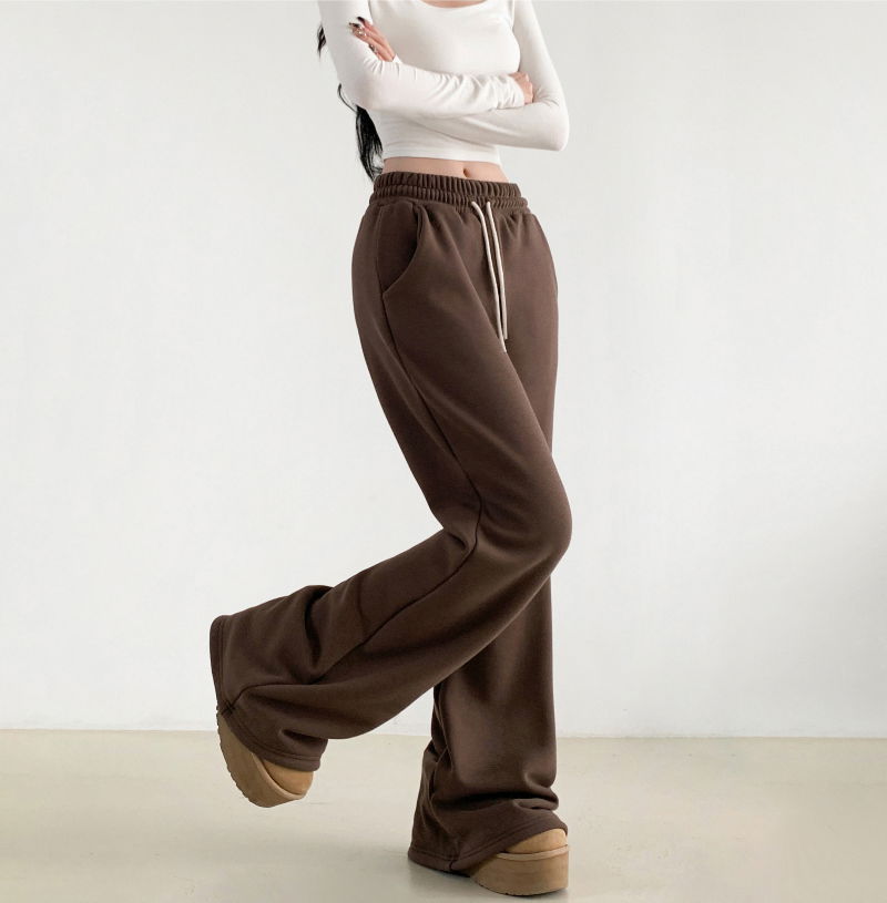 바지 모델 착용 이미지-S1L33