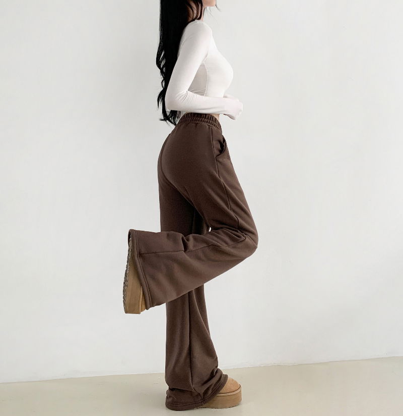 바지 모델 착용 이미지-S1L32