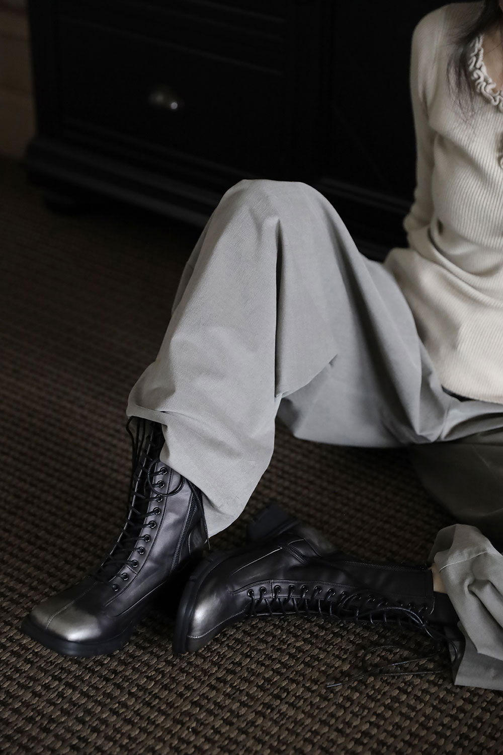 신발 모델 착용 이미지-S1L9