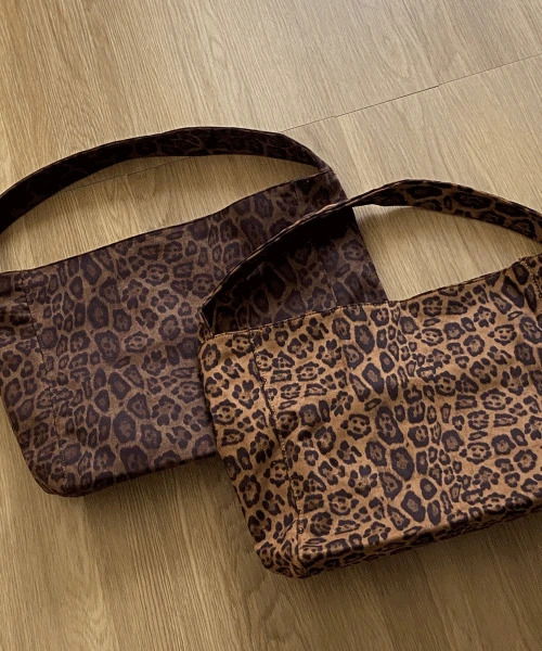 Yuto Hopi Shoulder Bag Crossbody Leopard Print Bag Winter Bag Pattern Bag 2 Colors 肩背包