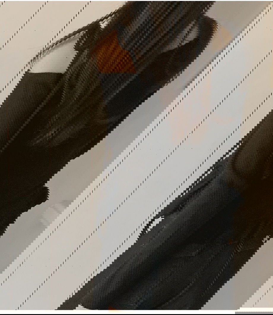 리리앤코 그렌디브 겉기모 원 숄더 프릴 리본 티셔츠