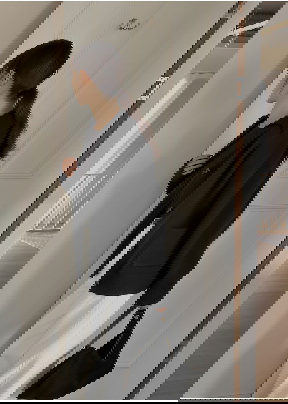 리리앤코 오벨니아 오픈카라 루즈핏 브이넥 니트 가디건