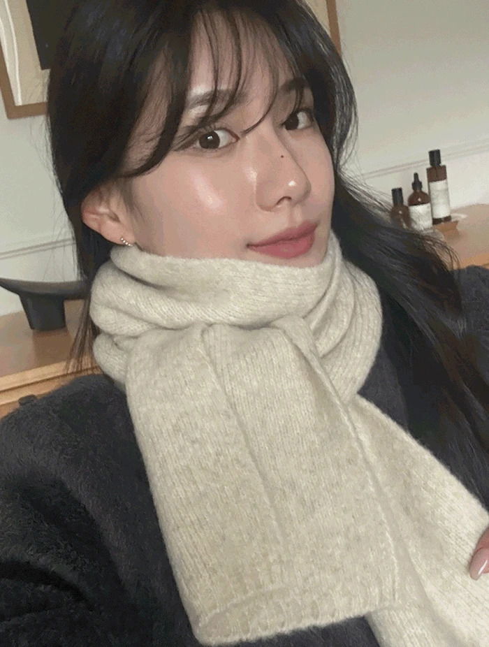 日常簡約柔軟素色針織圍巾