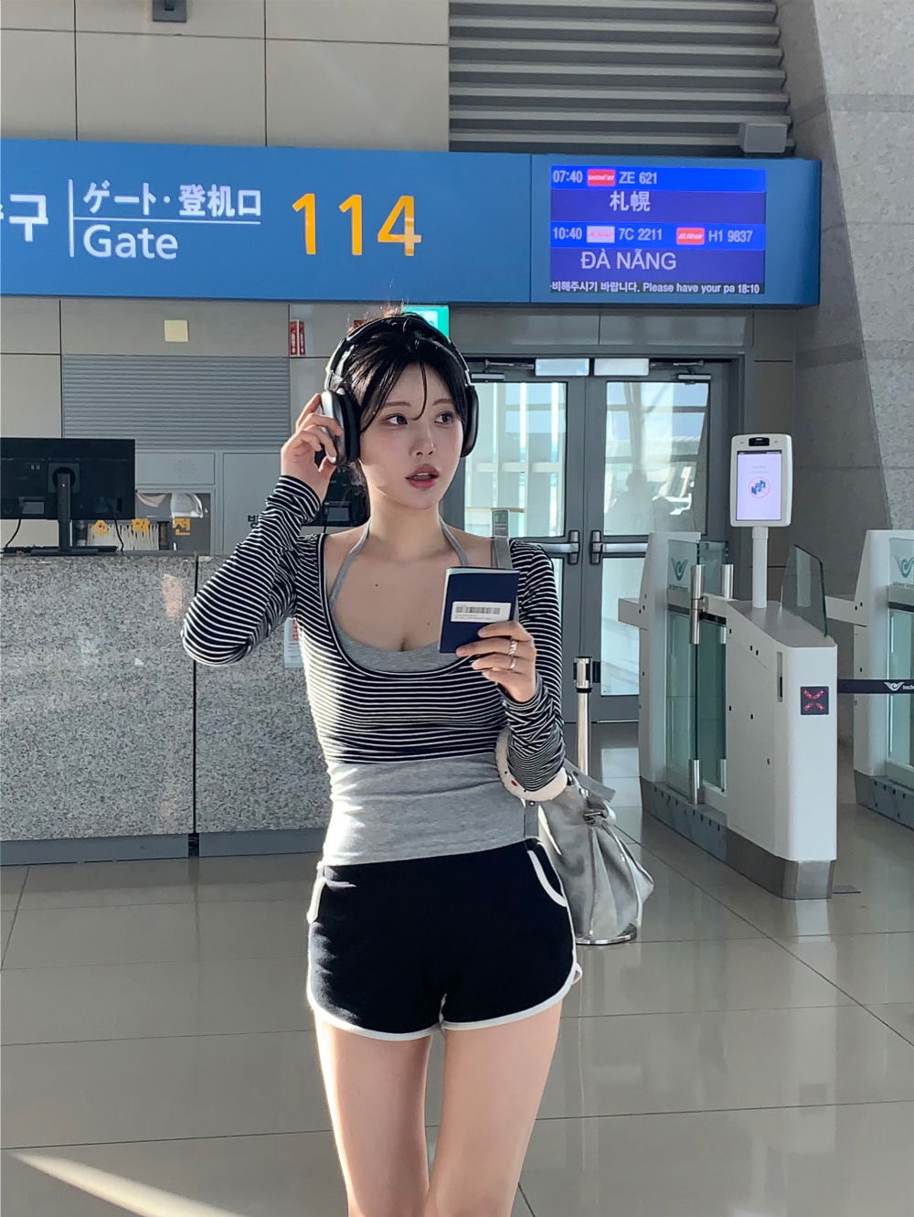 카디건 모델 착용 이미지-S2L13