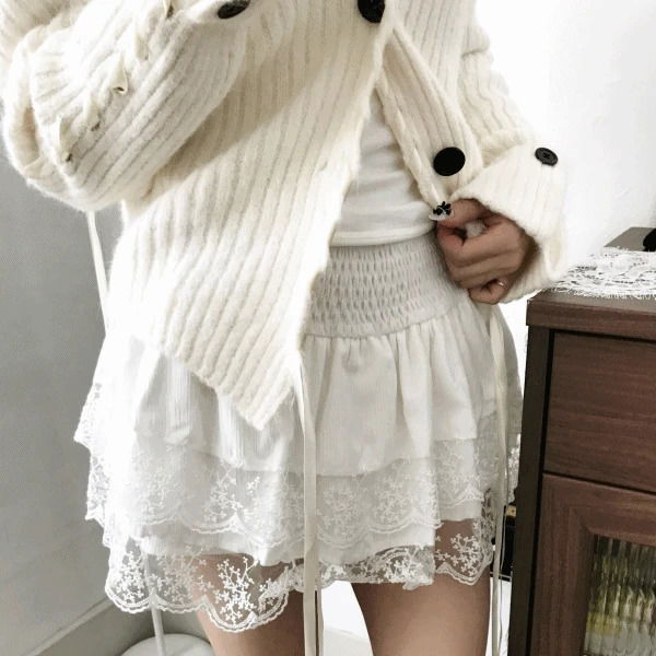 슈슈 벨벳 레이스 눈꽃프릴 스모크 미니스커트3color