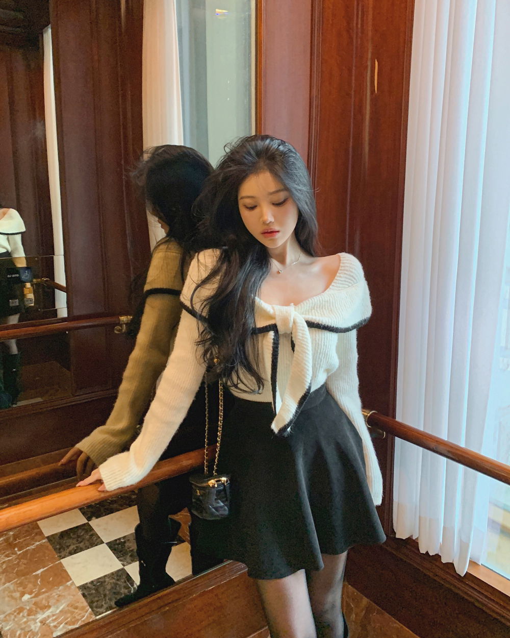 긴팔 티셔츠 모델 착용 이미지-S1L54