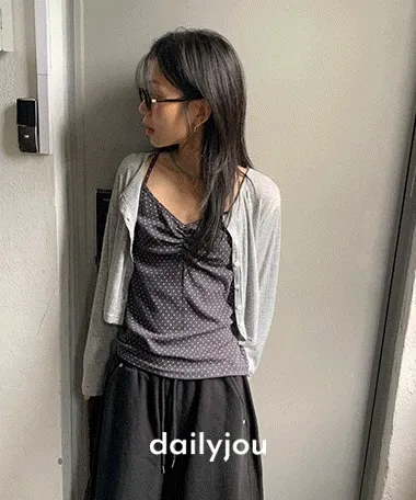 [4천장판매/MADE] 베니카 도트 셔링 브이넥 골지 나시