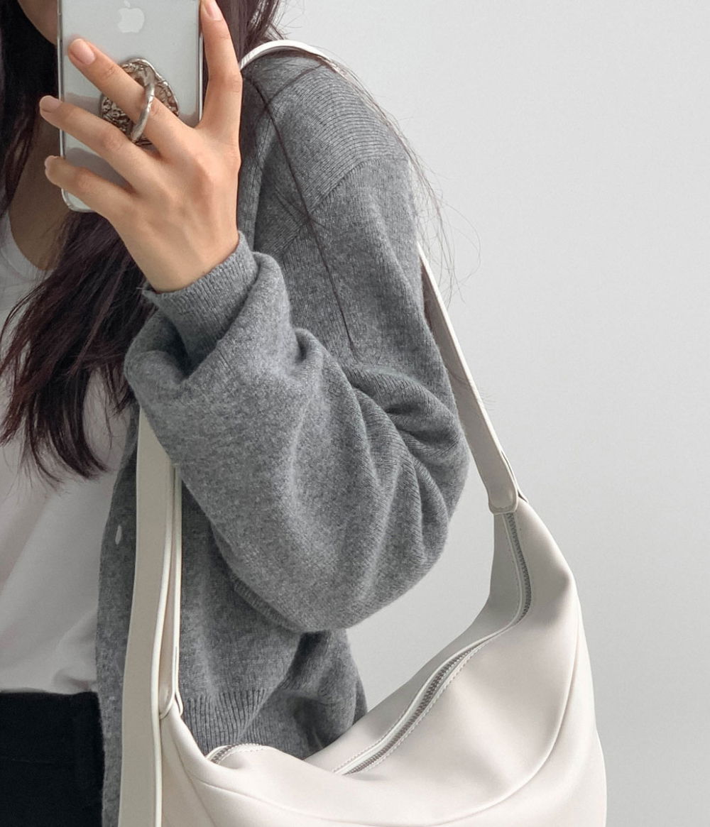 악세사리 모델 착용 이미지-S5L11